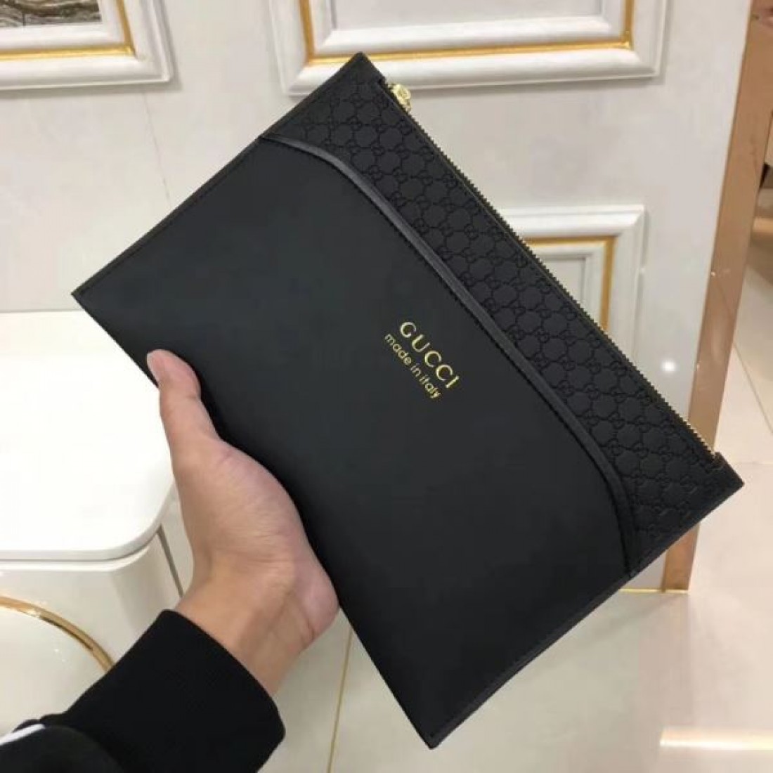 魅力的で都会的な グッチ コピー クラッチバッグ GUCCI 存在感抜群