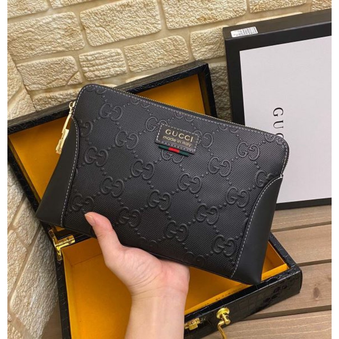 高級感ただよう GUCCI グッチ コピー クラッチバッグ モダンな雰囲気