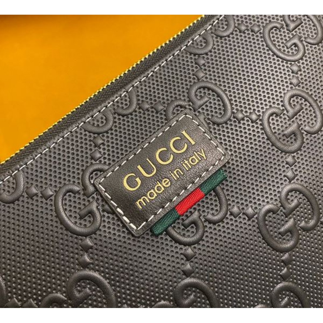 高級感ただよう GUCCI グッチ コピー クラッチバッグ モダンな雰囲気