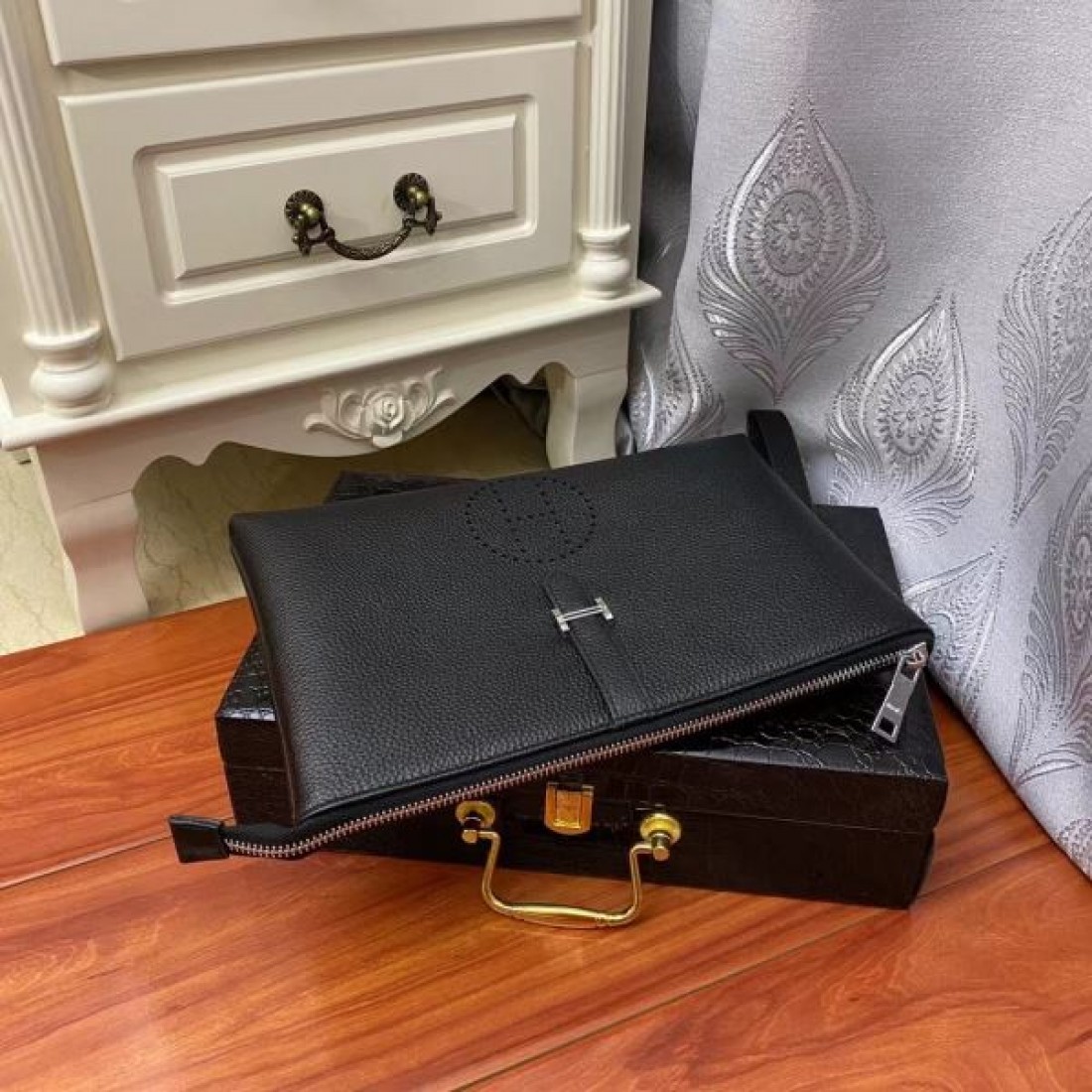 エルメス コピー クラッチバッグ HERMES ラグジュアリーでエレガントな逸品