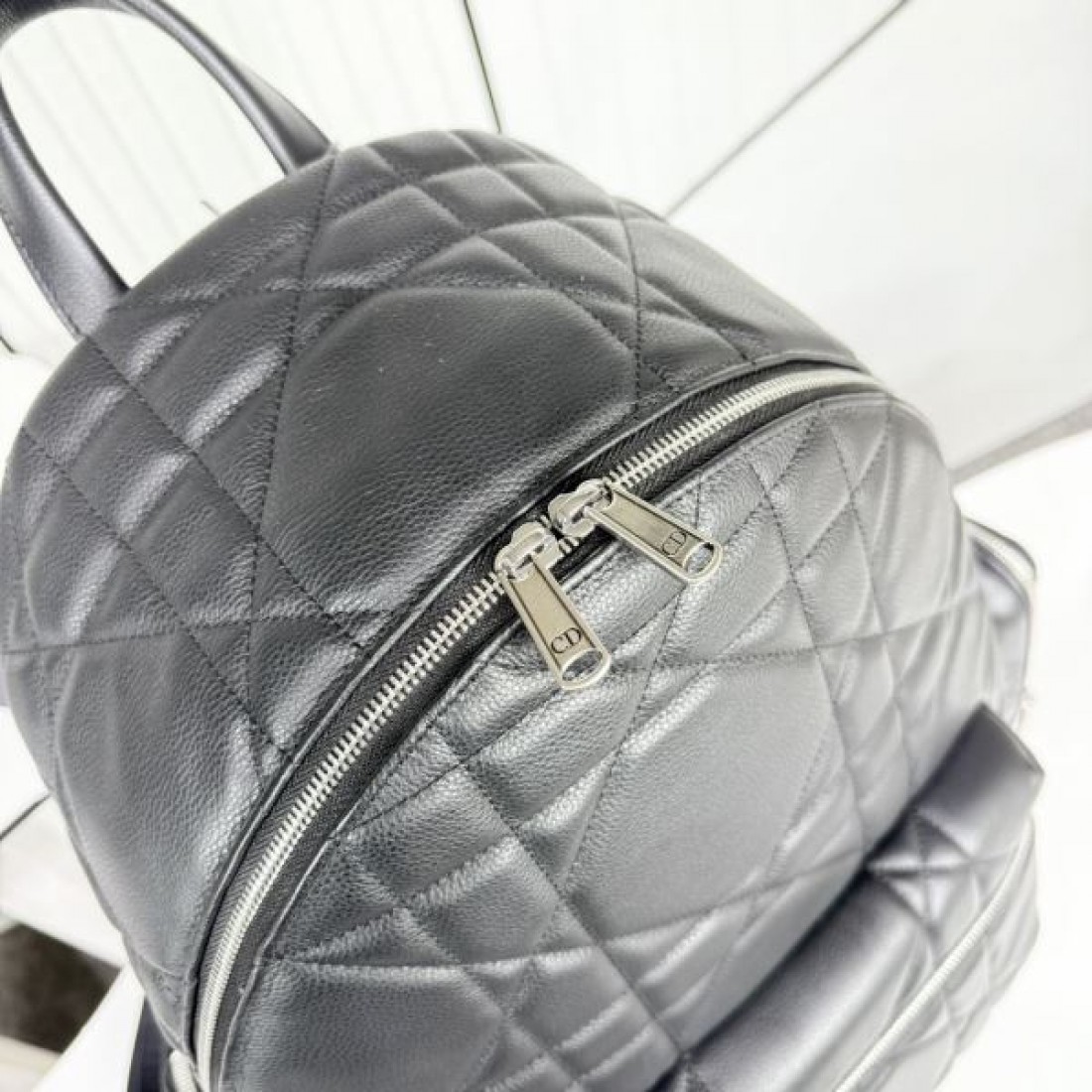  ディオール コピー バックパック DIOR 洗練されたデザインで毎日活躍