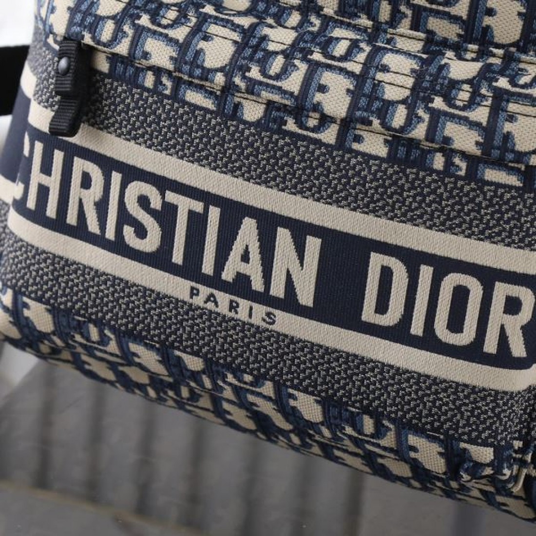 実用的でシックな DIOR ディオール コピー バックパック 使いやすさ抜群