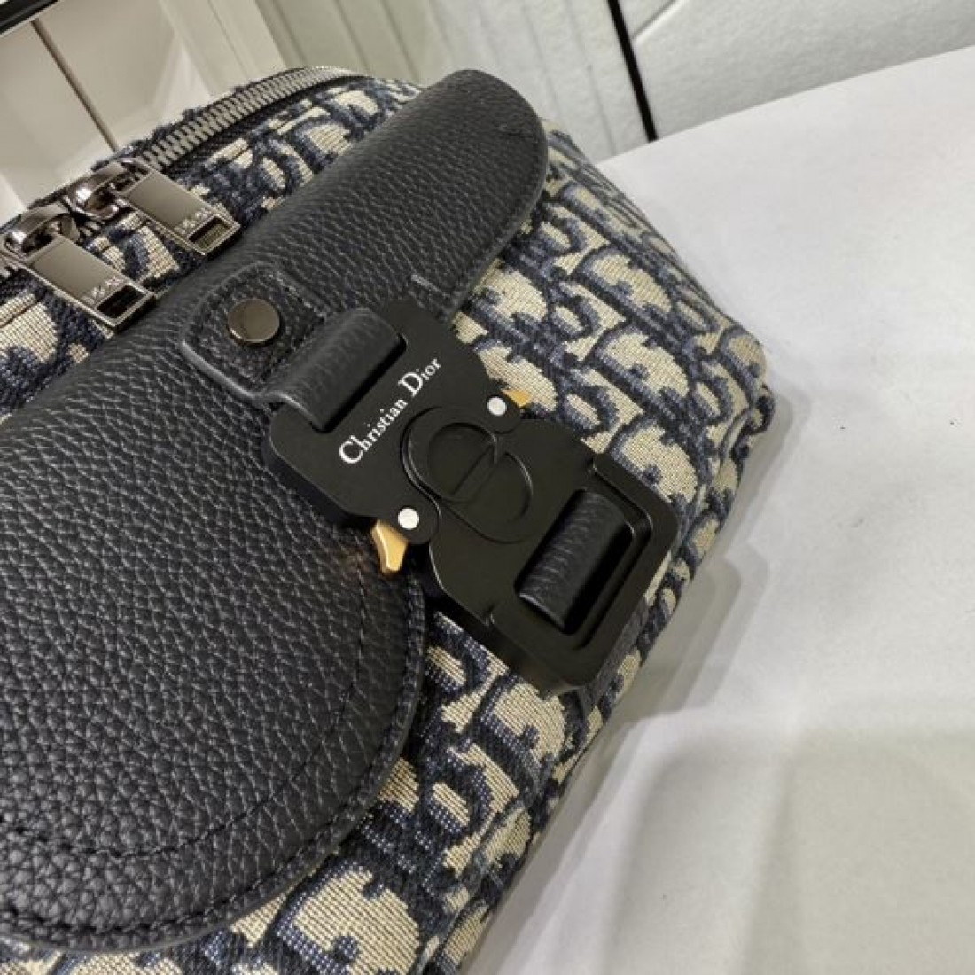 トレンド感ただよう ディオール コピー ウエストバッグ DIOR 魅力的で実用的