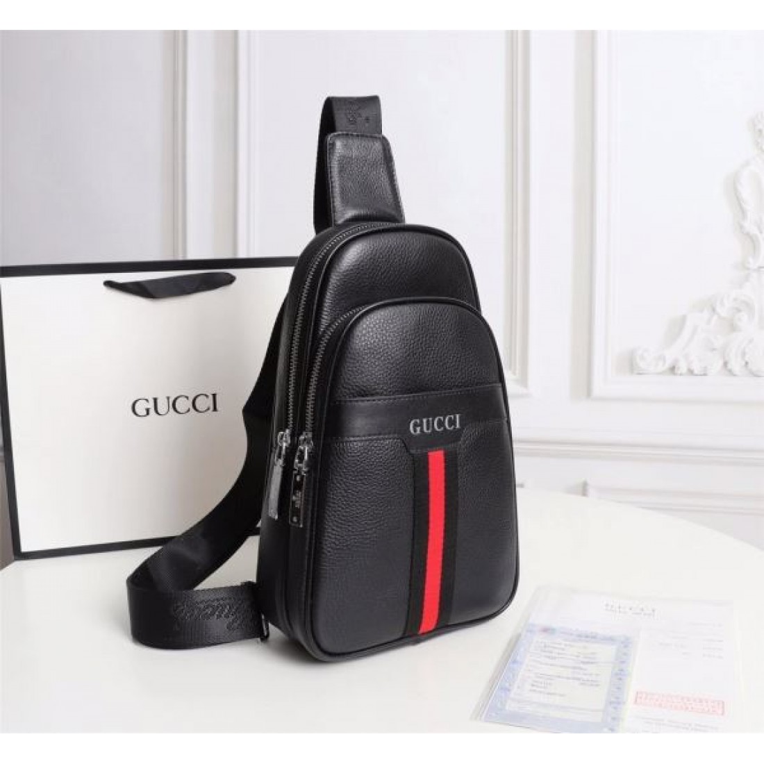  GUCCI グッチ コピー チェストバッグ おしゃれで都会的なデザイン