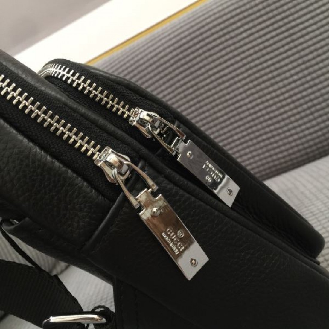 洗練されたモード感 グッチ コピー チェストバッグ GUCCI 今季の注目アイテム