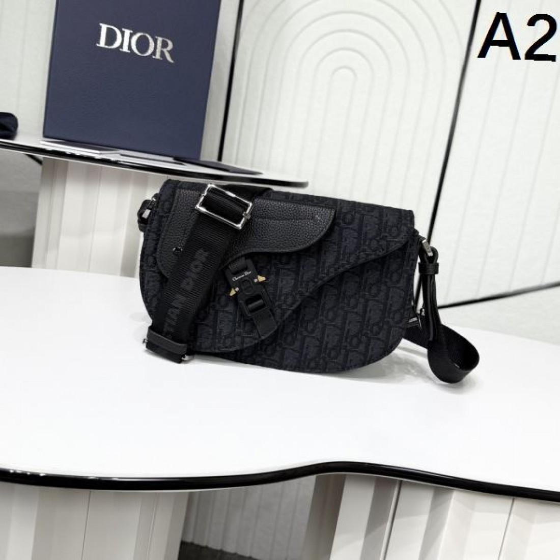 洗練された都会的な DIOR ディオール コピー ショルダーバッグ 魅力あふれる一品