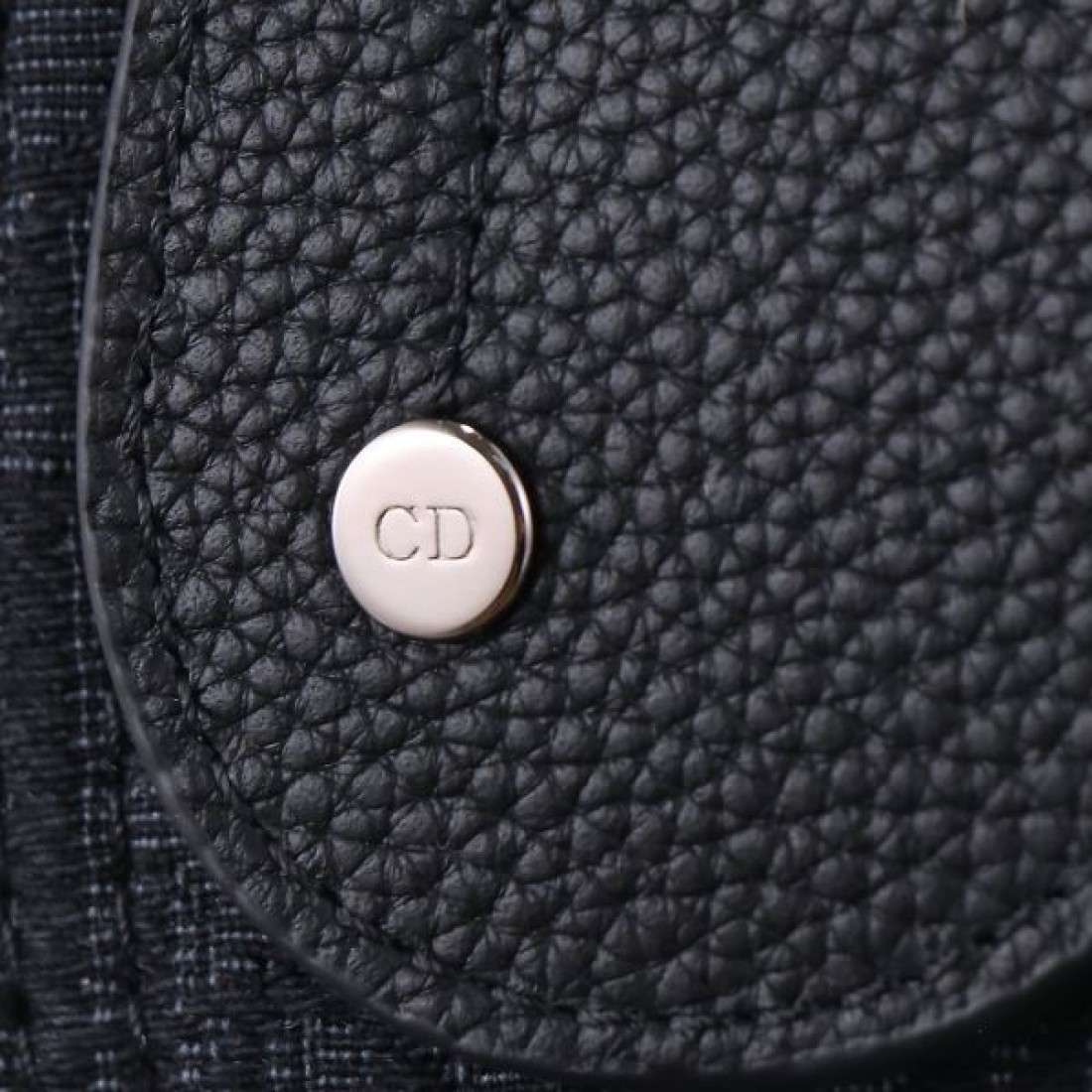 洗練された都会的な DIOR ディオール コピー ショルダーバッグ 魅力あふれる一品