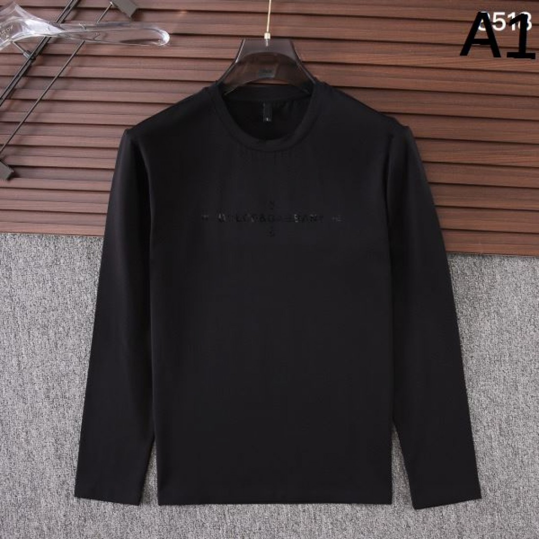 売れ筋候補 メンズ長袖トップス モックネック DOLCE＆GABBANA ドルチェ＆ガッバーナ コピー 長袖モックネックTシャツ 端正フォルム