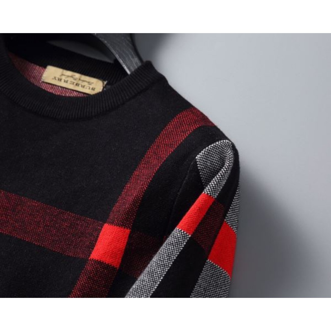 品質映え メンズニット 格子柄デザイン リブ仕立て BURBERRY バーバリー コピー 長袖ニットセーター 端正シルエット