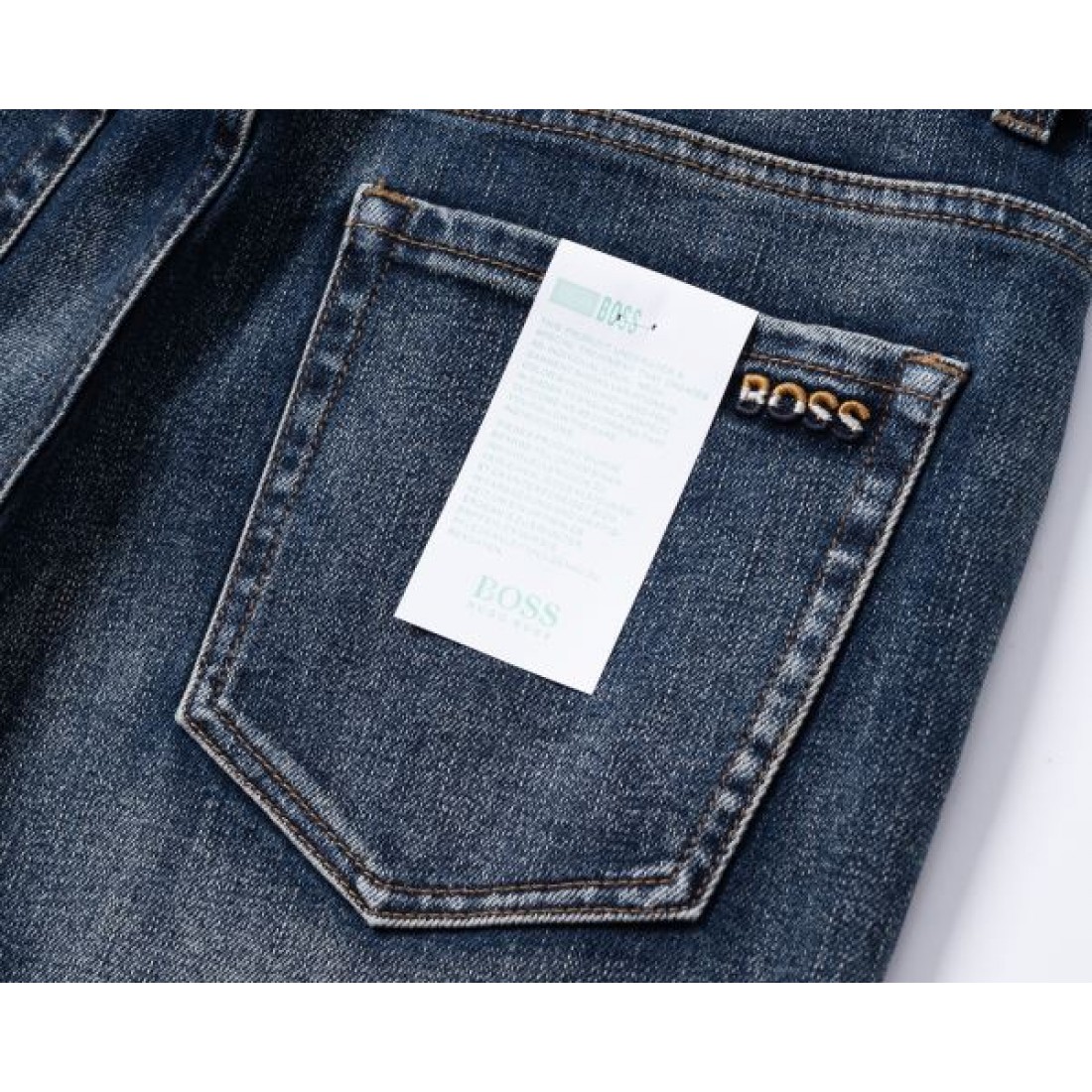 実用派 ジーンズ 五つポケット 自然な色落ち HUGO BOSS ヒューゴボス コピー メンズデニムパンツ すっきりライン