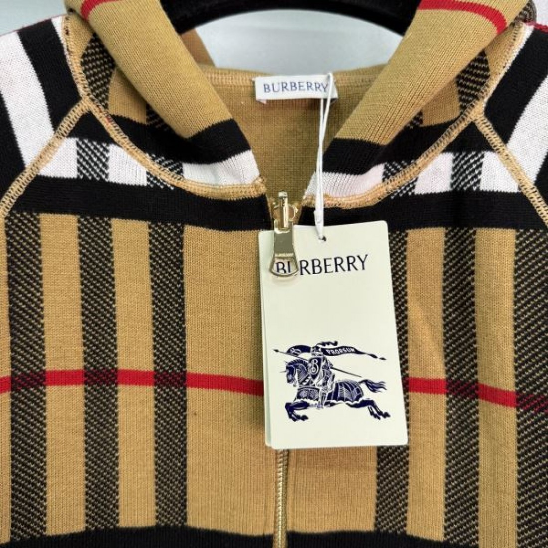 定番映え 長袖ニットセーター 配色ライン BURBERRY バーバリー コピー フーデッドニット ドローコードフード