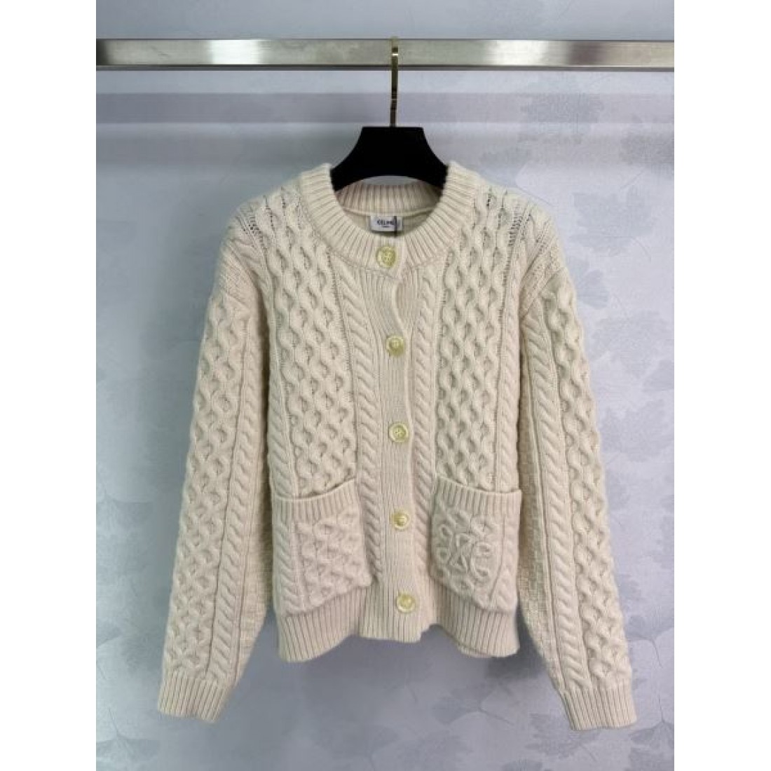 上質な編み映え ケーブルニットカーディガン クルーネック CHANEL シャネル コピー ニットカーディガン ゆったりフォルム