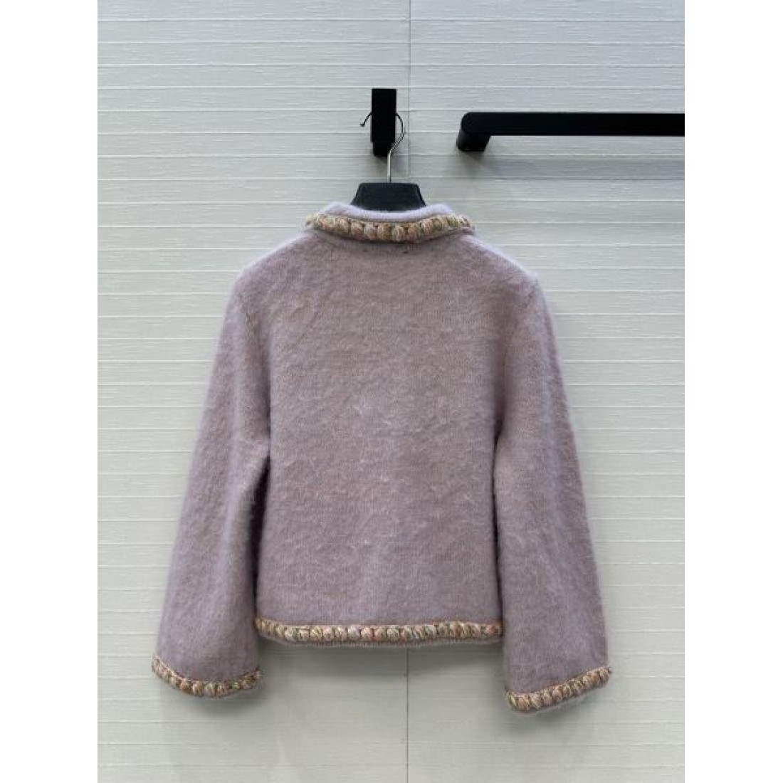 新着人気 淡色ツイード ゴールドトリミング 華やぎスタイル CHANEL シャネル コピー ツイードジャケット