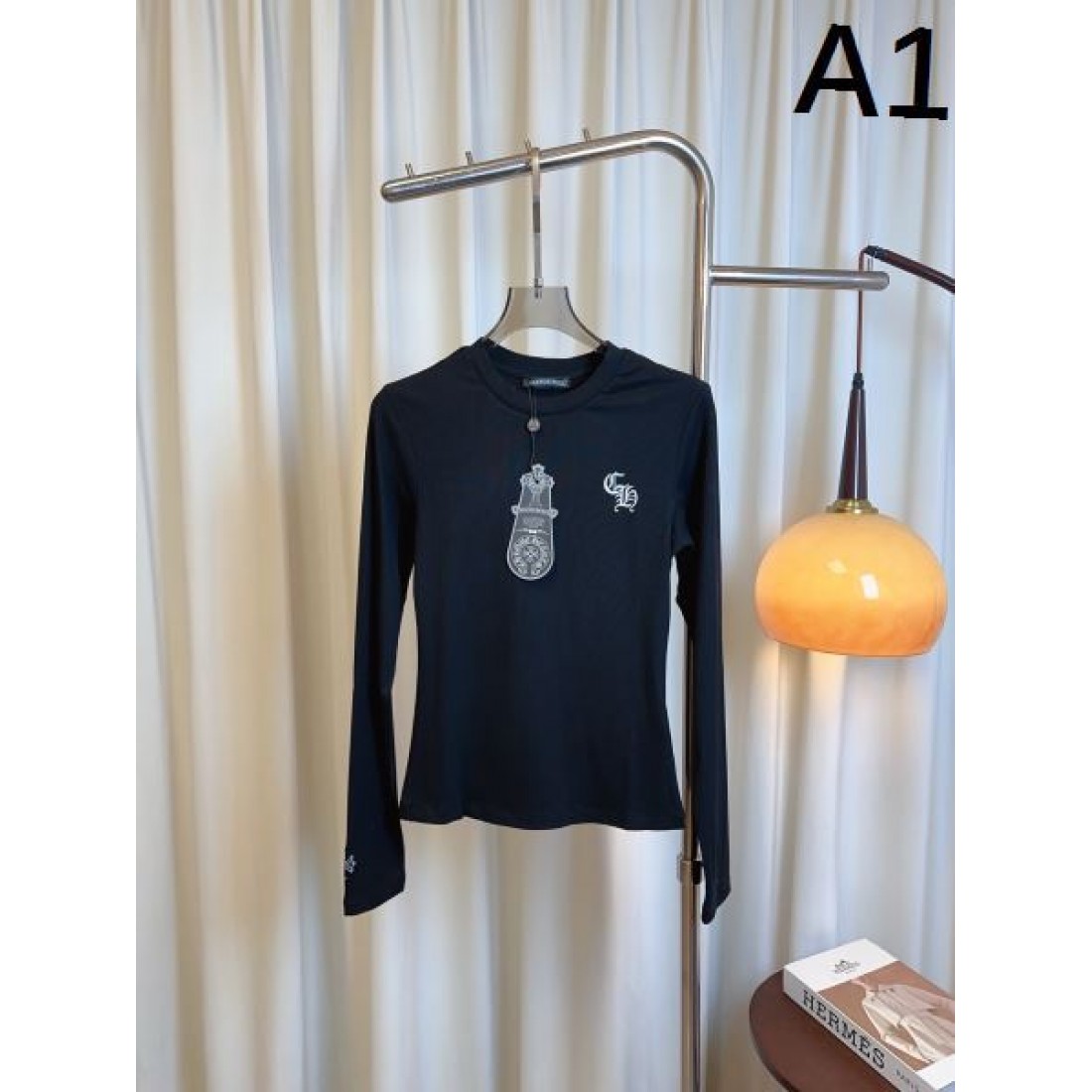 胸元ダブルモチーフ 3色展開 CHROME HEARTS クロムハーツ コピー 長袖Tシャツ 注目度急伸