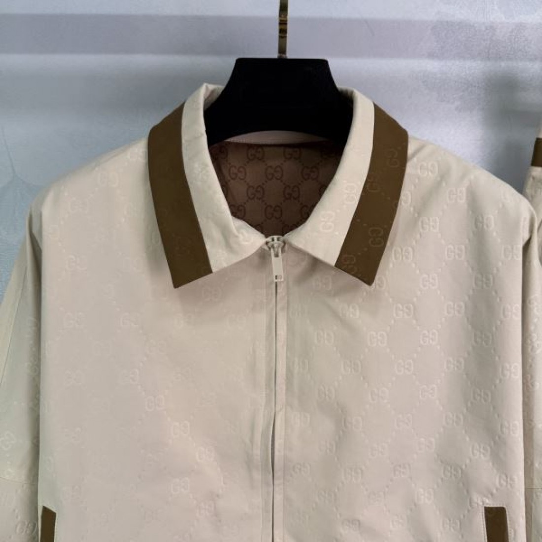 モノグラムジャカード 裾ドローコード 配色ポケット GUCCI グッチ コピー ツーピース イージーパンツ 着映えモデル
