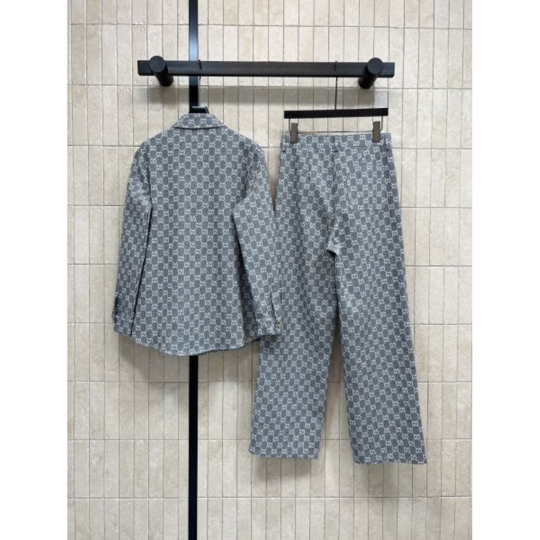 GG総柄ジャカード 長袖シャツ ワイドパンツ GUCCI グッチ コピー 上下セット 軽やかシルエット 新作注目