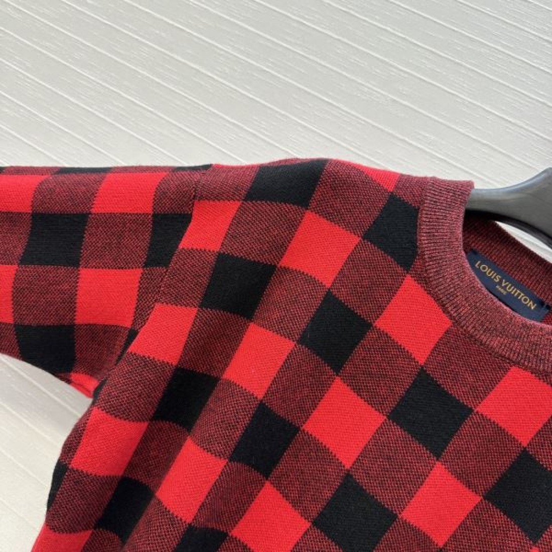 バッファローチェック ワイドシルエット LOUIS VUITTON ルイヴィトン コピー ニットセーター 注目上昇