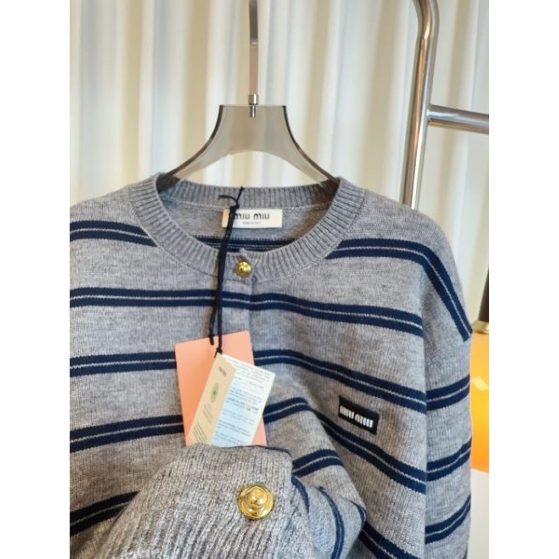 ボーダー編み ウール混タッチ オーバーシルエット MIU MIU ミュウミュウ コピー ニットカーディガン 先行人気 売上期待