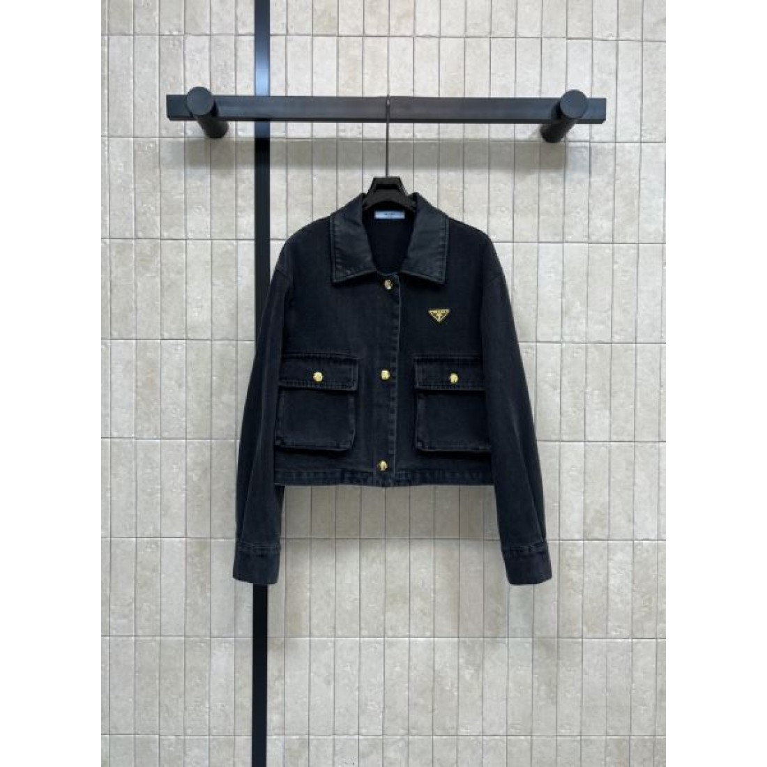 ダブルフラップポケット ボックスシルエット 端正な縫製 PRADA プラダ コピー デニムジャケット ランキング有力 着回し主力
