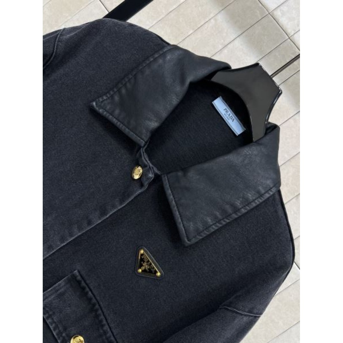 ダブルフラップポケット ボックスシルエット 端正な縫製 PRADA プラダ コピー デニムジャケット ランキング有力 着回し主力