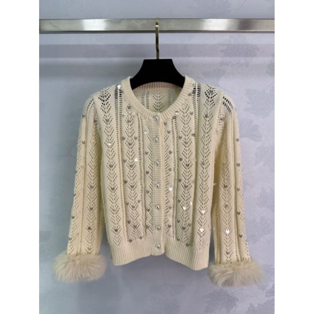 ニットジャケット パール調デザイン 透かし編み VALENTINO ヴァレンティノ コピー カーディガン 上品コーデ