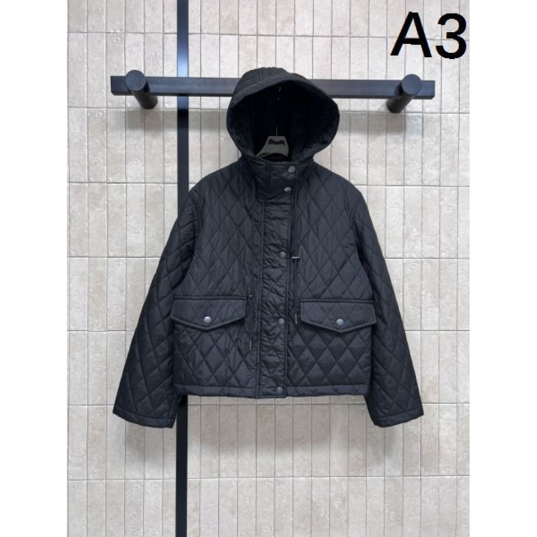 チェック柄 フード付き アウター 人気モデル BURBERRY バーバリー コピー キルティングジャケット