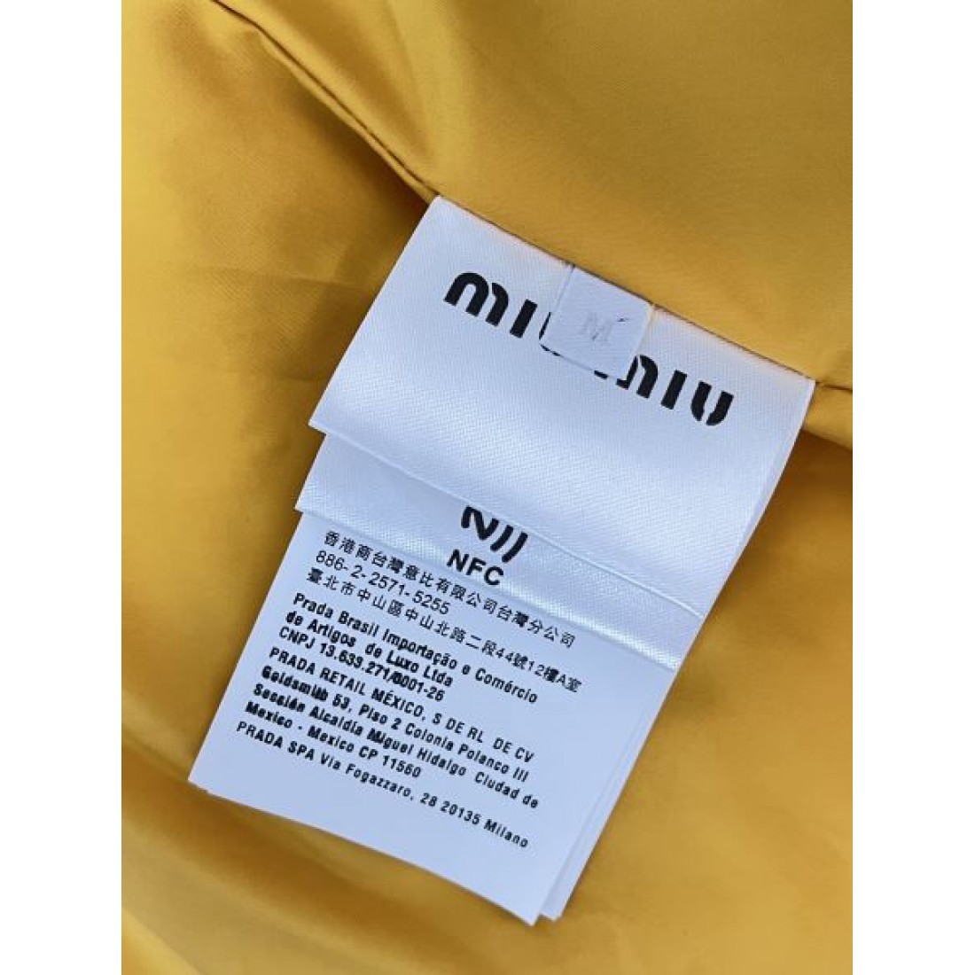 フード付きダウン フロントポケット ミックスカラー MIU MIU ミュウミュウ コピー アウター スタイリッシュ
