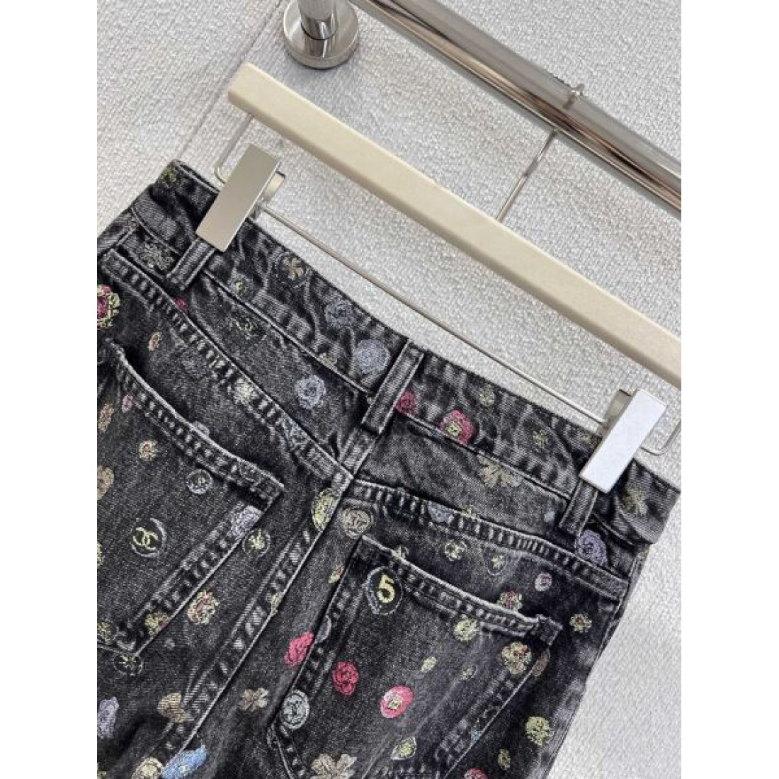 上品 エレガント CHANEL 高級感 レディース 人気 シャネル コピー ジーンズ