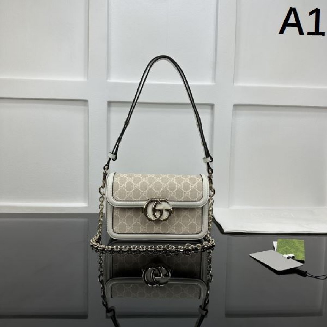 モノグラム ミニショルダーバッグ 売れ筋候補 コンパクトフォルム GUCCI グッチ コピー バッグ レトロエレガント