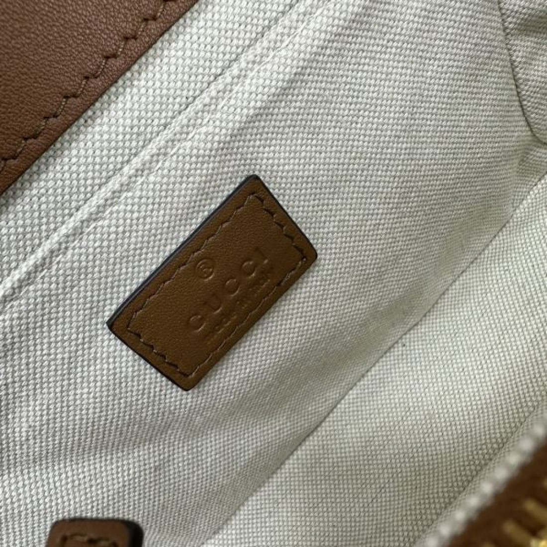 モノグラム ミニショルダーバッグ 売れ筋候補 コンパクトフォルム GUCCI グッチ コピー バッグ レトロエレガント