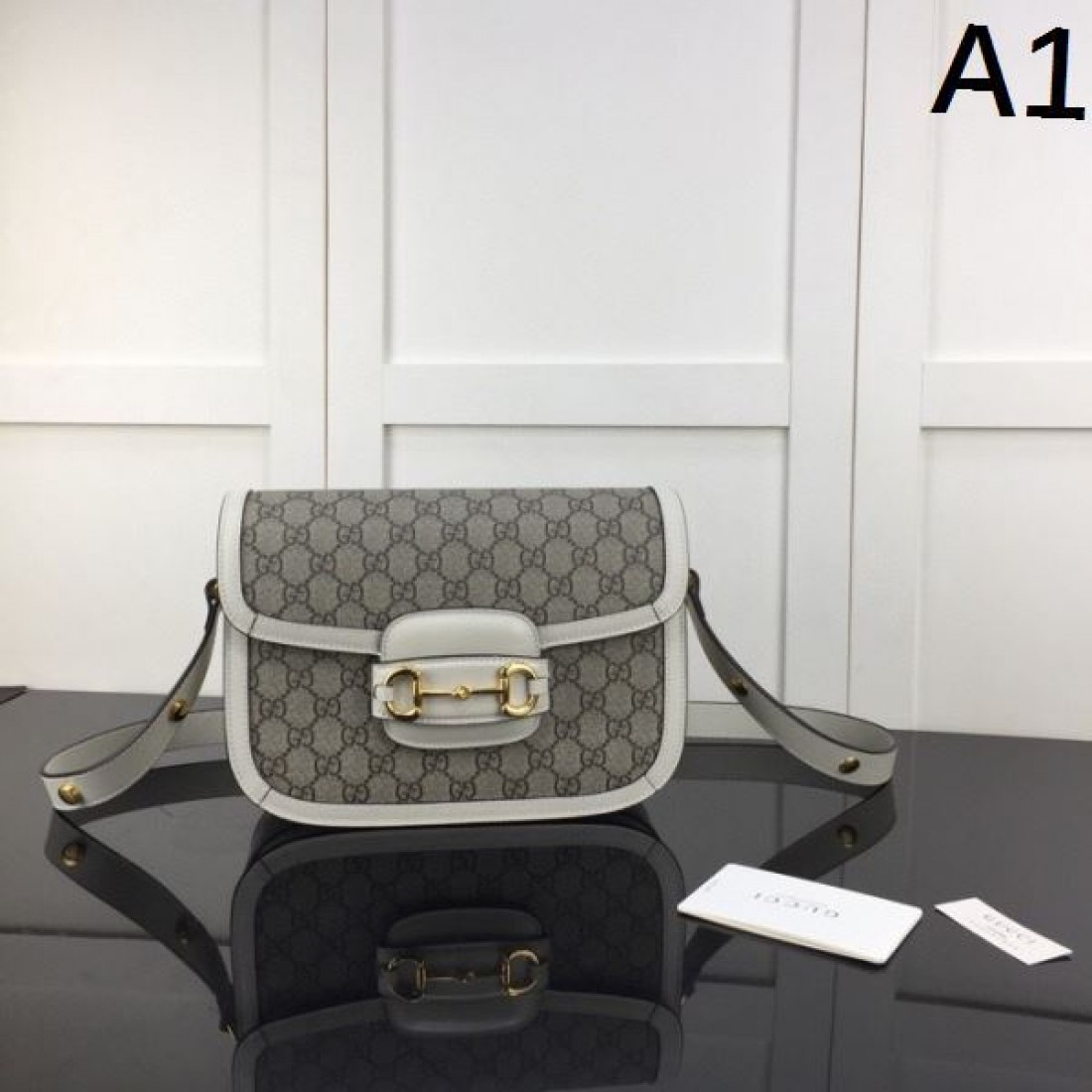 モノグラムミニバッグ 売れ筋候補 バイカラーデザイン GUCCI グッチ コピー バッグ クロスボディ対応