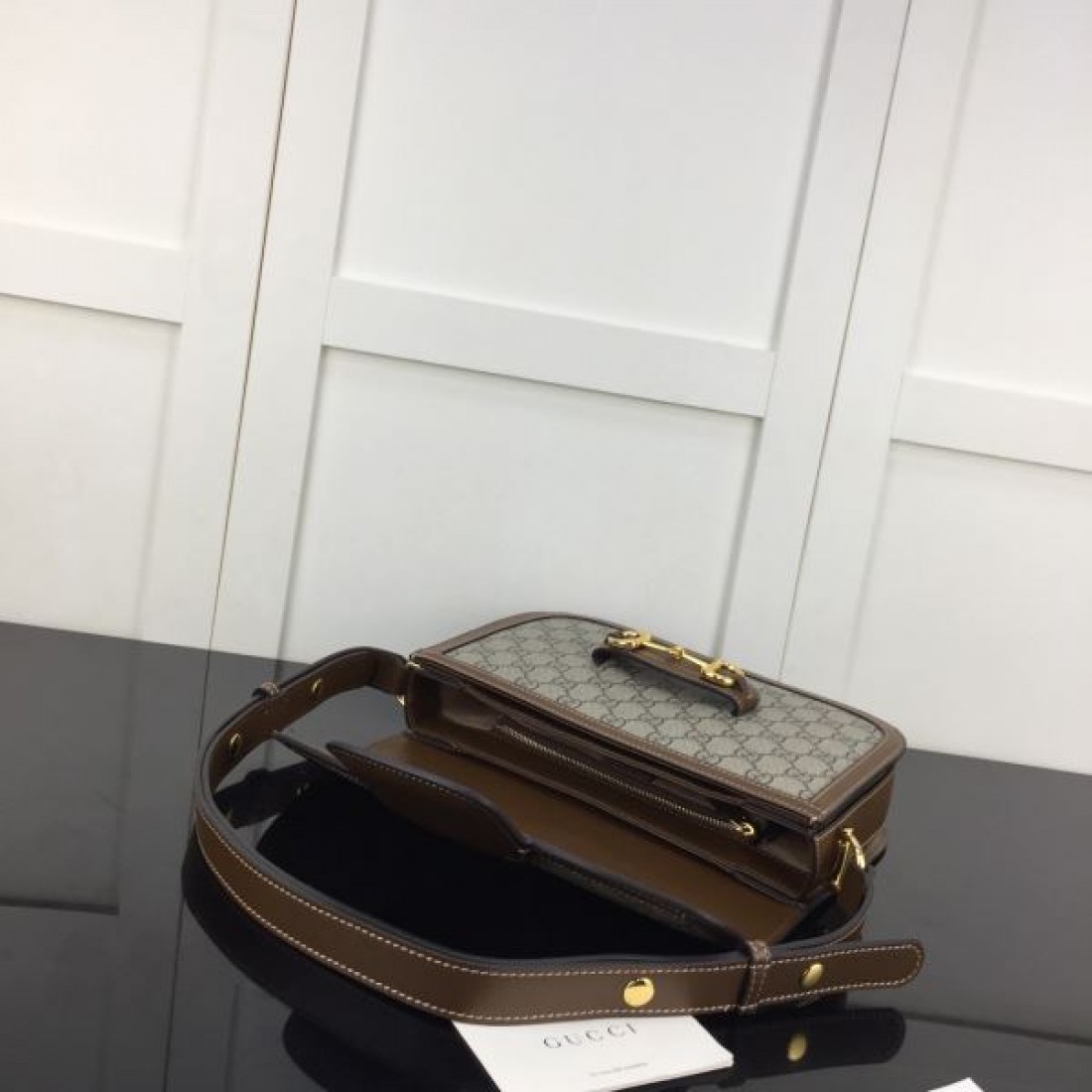 モノグラムミニバッグ 売れ筋候補 バイカラーデザイン GUCCI グッチ コピー バッグ クロスボディ対応