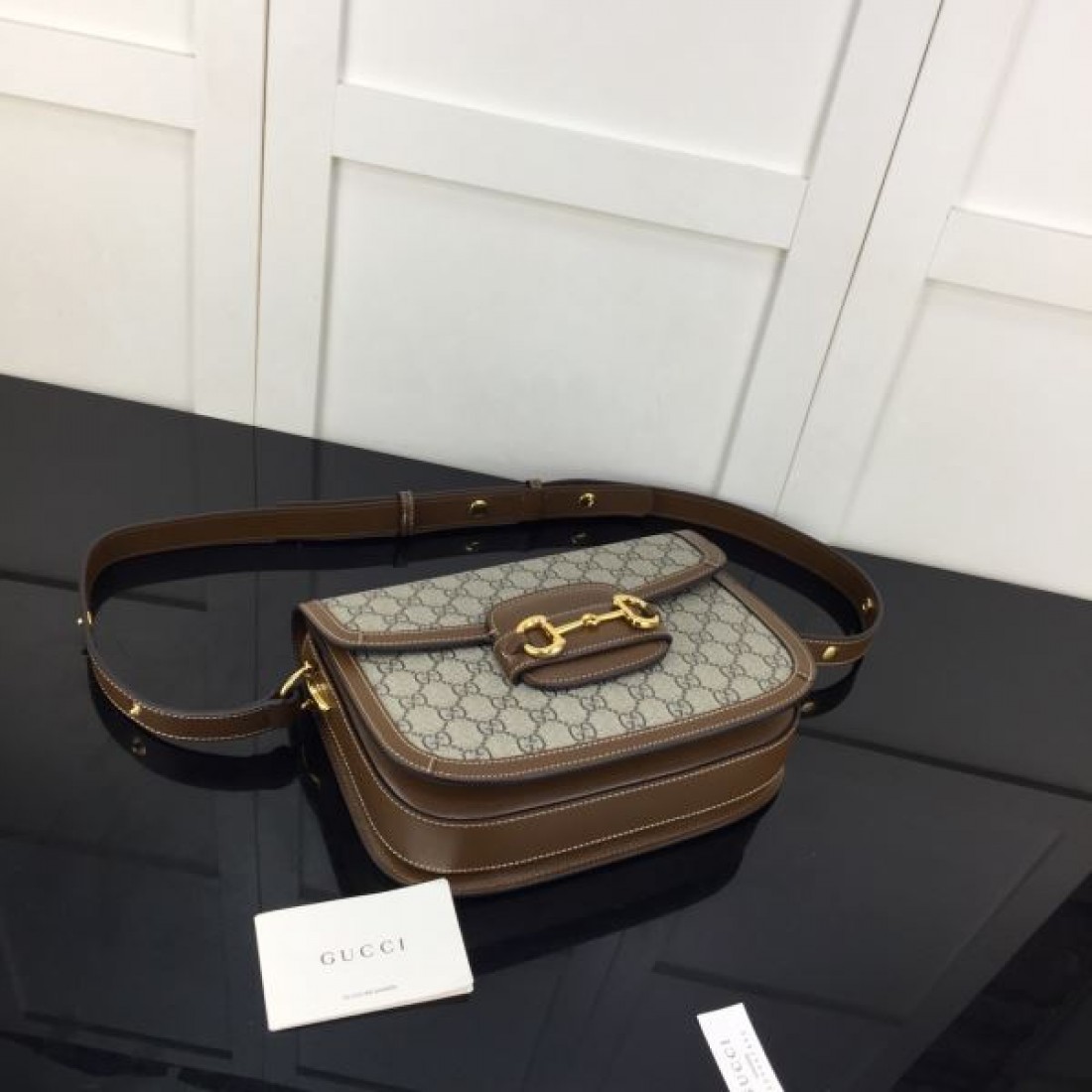 モノグラムミニバッグ 売れ筋候補 バイカラーデザイン GUCCI グッチ コピー バッグ クロスボディ対応