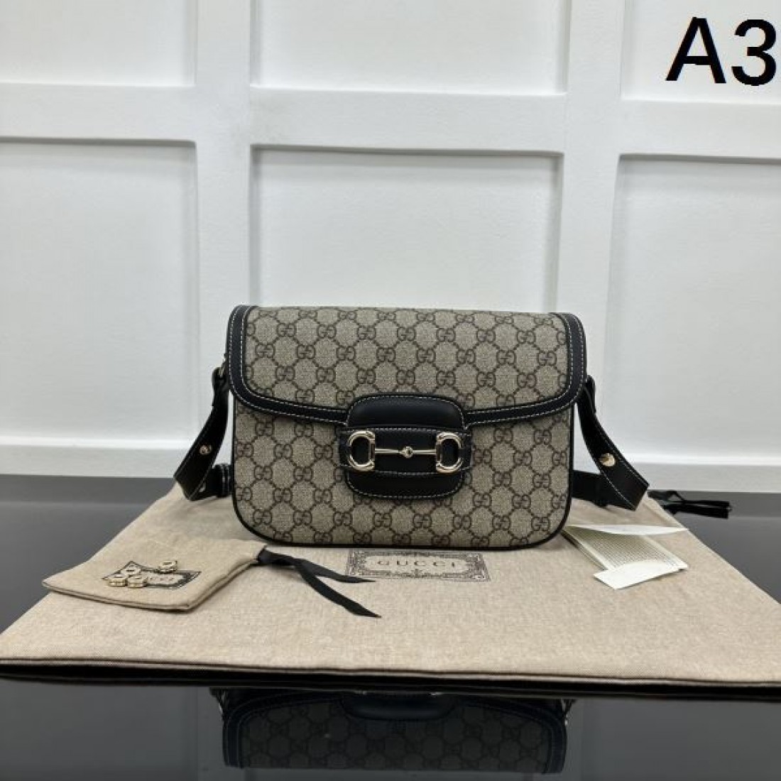 GGキャンバス ショルダーバッグ 人気商品 GUCCI グッチ コピー バッグ ホースビット金具 レトロクラシック