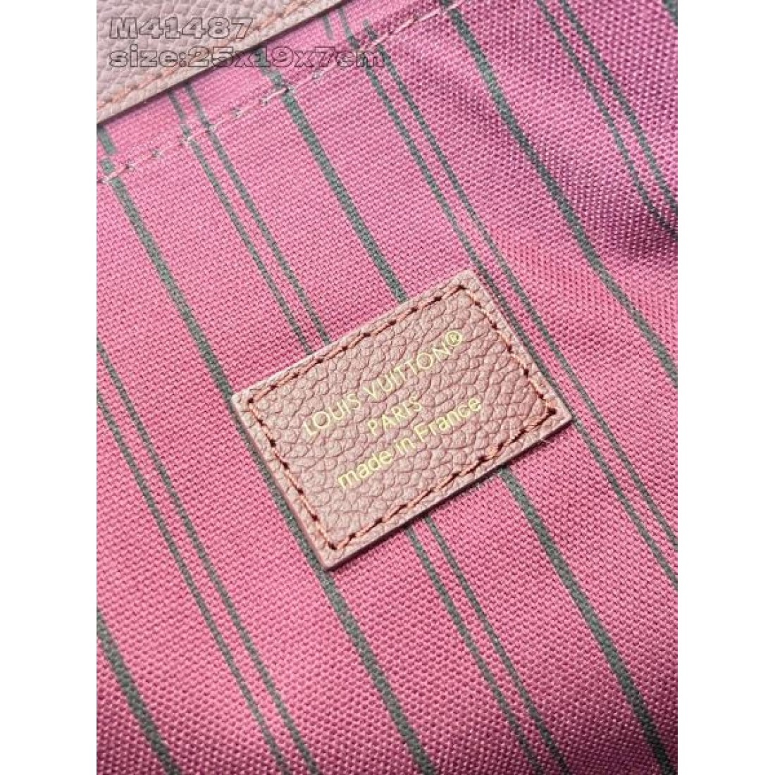 レザークロスボディバッグ 売れ筋候補 ゴールド金具 LOUIS VUITTON ルイヴィトン コピー バッグ スタイリングアイテム