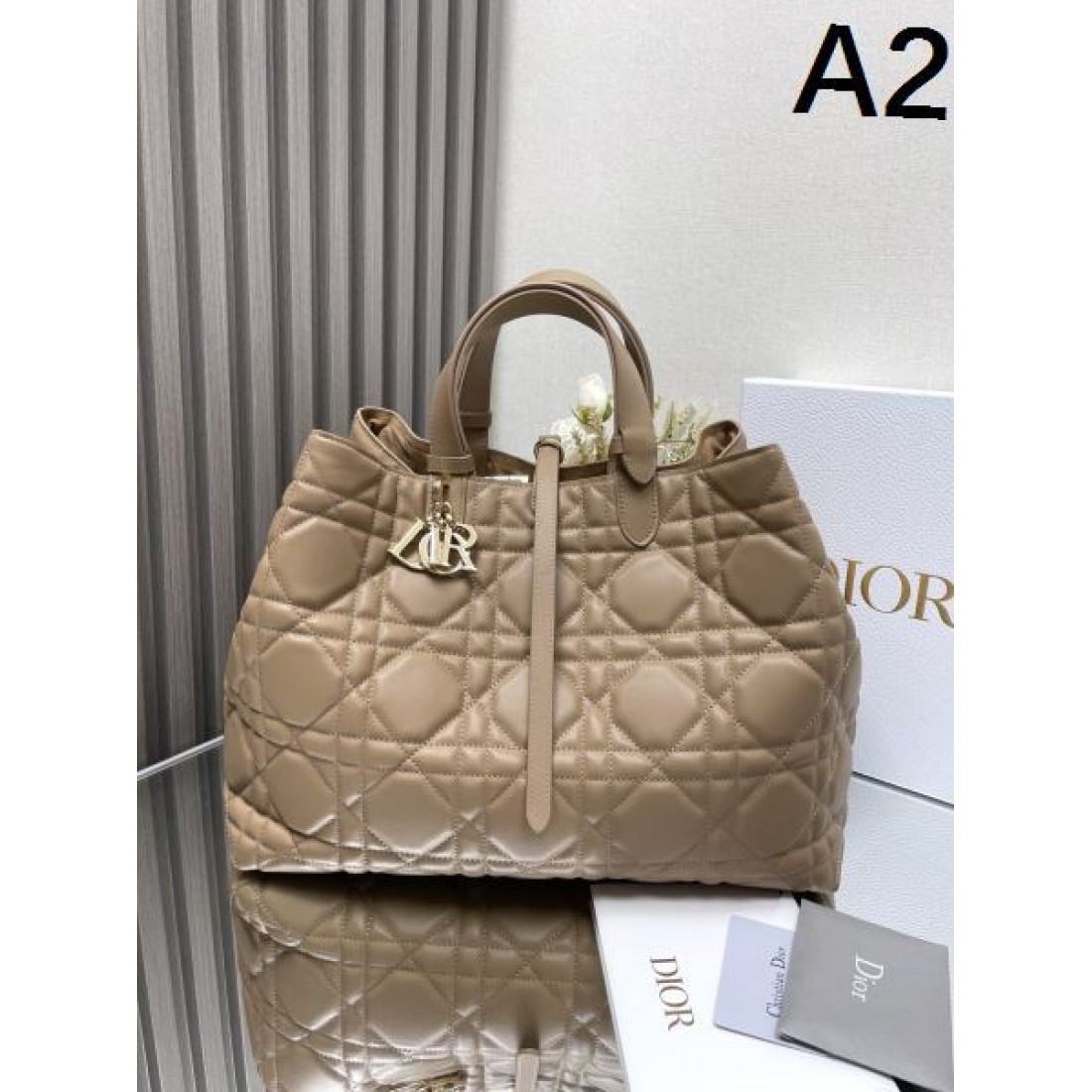 キルティング巾着バッグ カナージュ風デザイン 人気商品 DIOR ディオール コピー バッグ 2WAYハンドバッグ