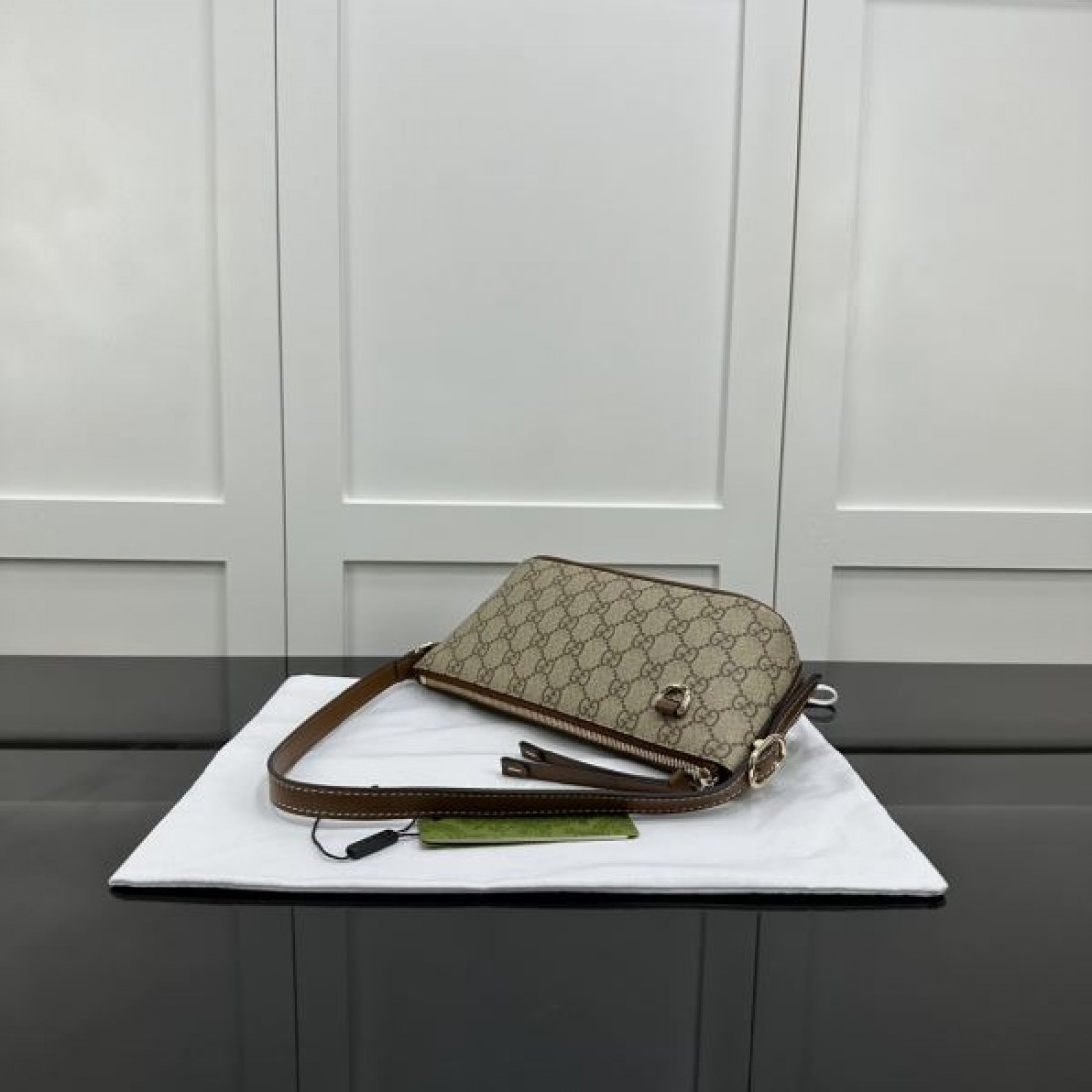 上品 シンプル ラグジュアリーな GUCCI グッチ コピー トートバッグ 実用的 美しい かわいい