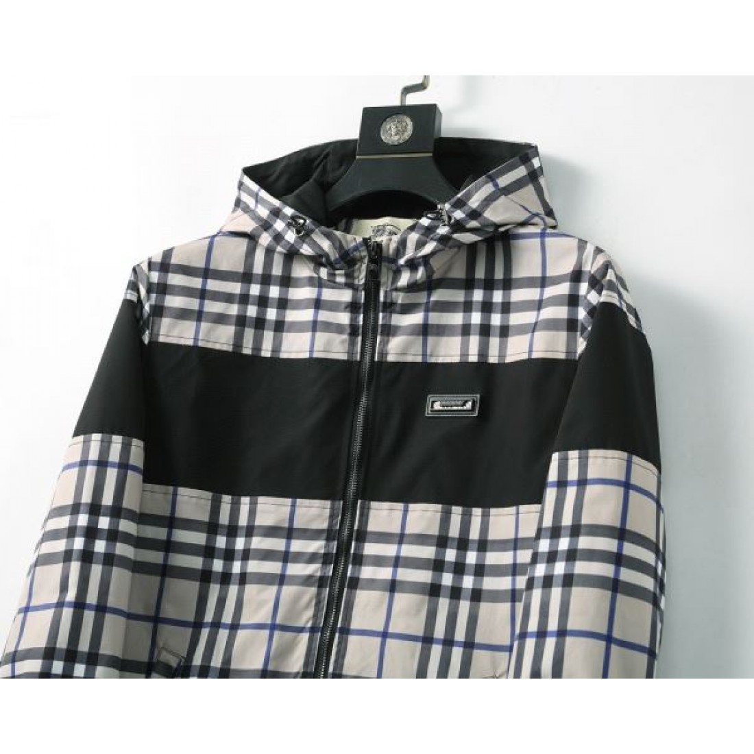 チェック柄 フードジャケット ジップアップ 新作 BURBERRY バーバリー コピー ジャケット アーバンカジュアル ライトアウター