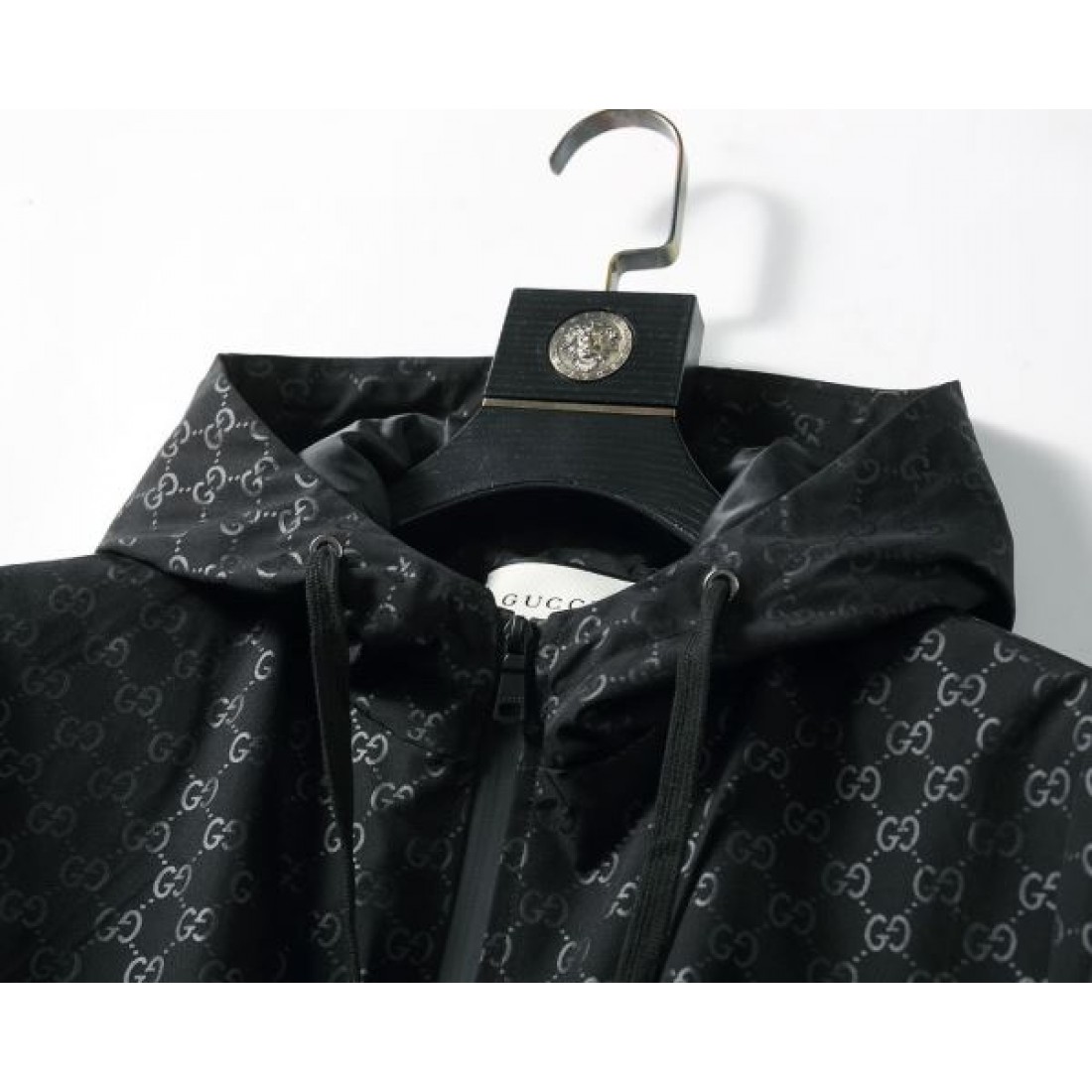 GGモノグラム フードジャケット ジップアップ アーバンナイロン GUCCI グッチ コピー ジャケット ストリートモード 軽量アウター