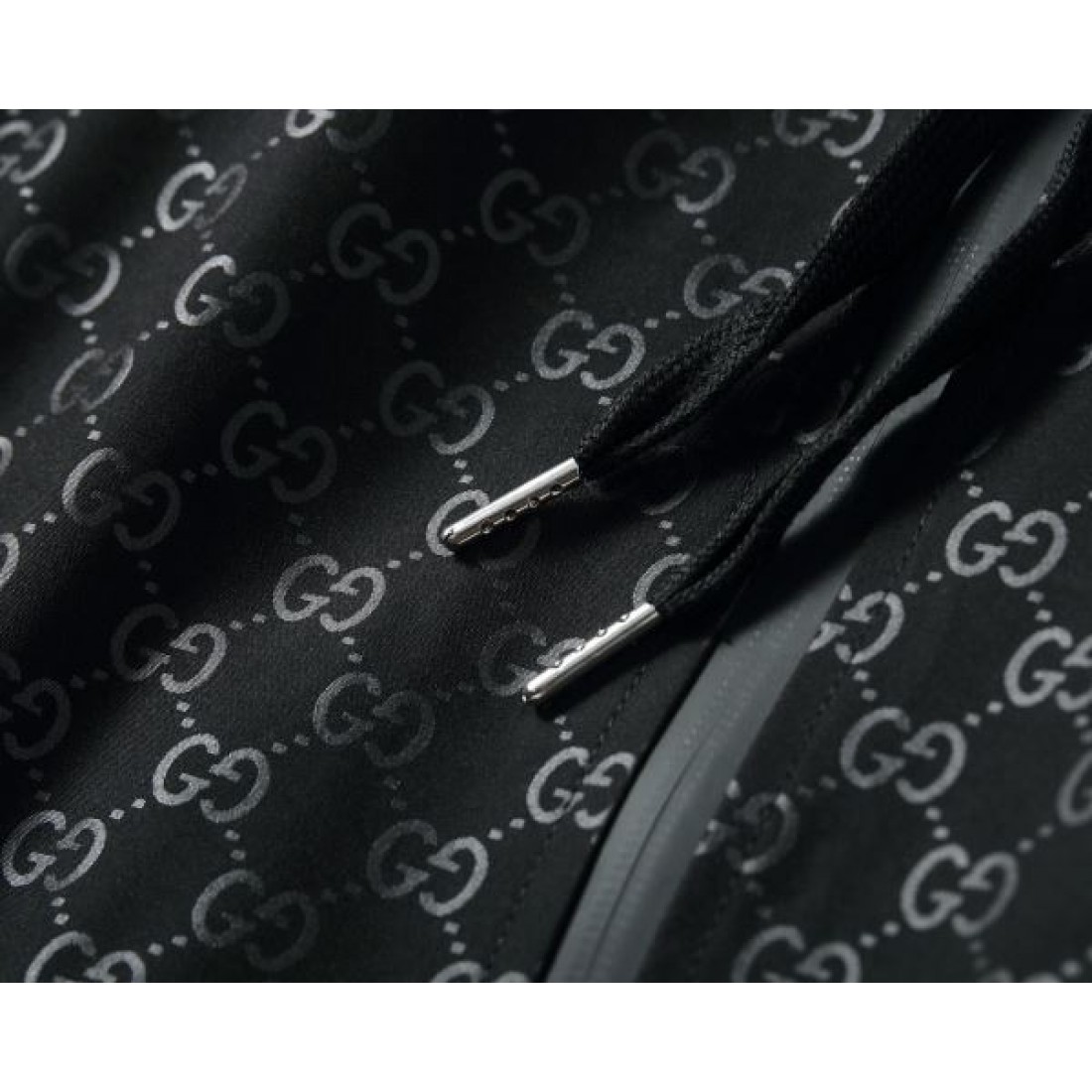 GGモノグラム フードジャケット ジップアップ アーバンナイロン GUCCI グッチ コピー ジャケット ストリートモード 軽量アウター