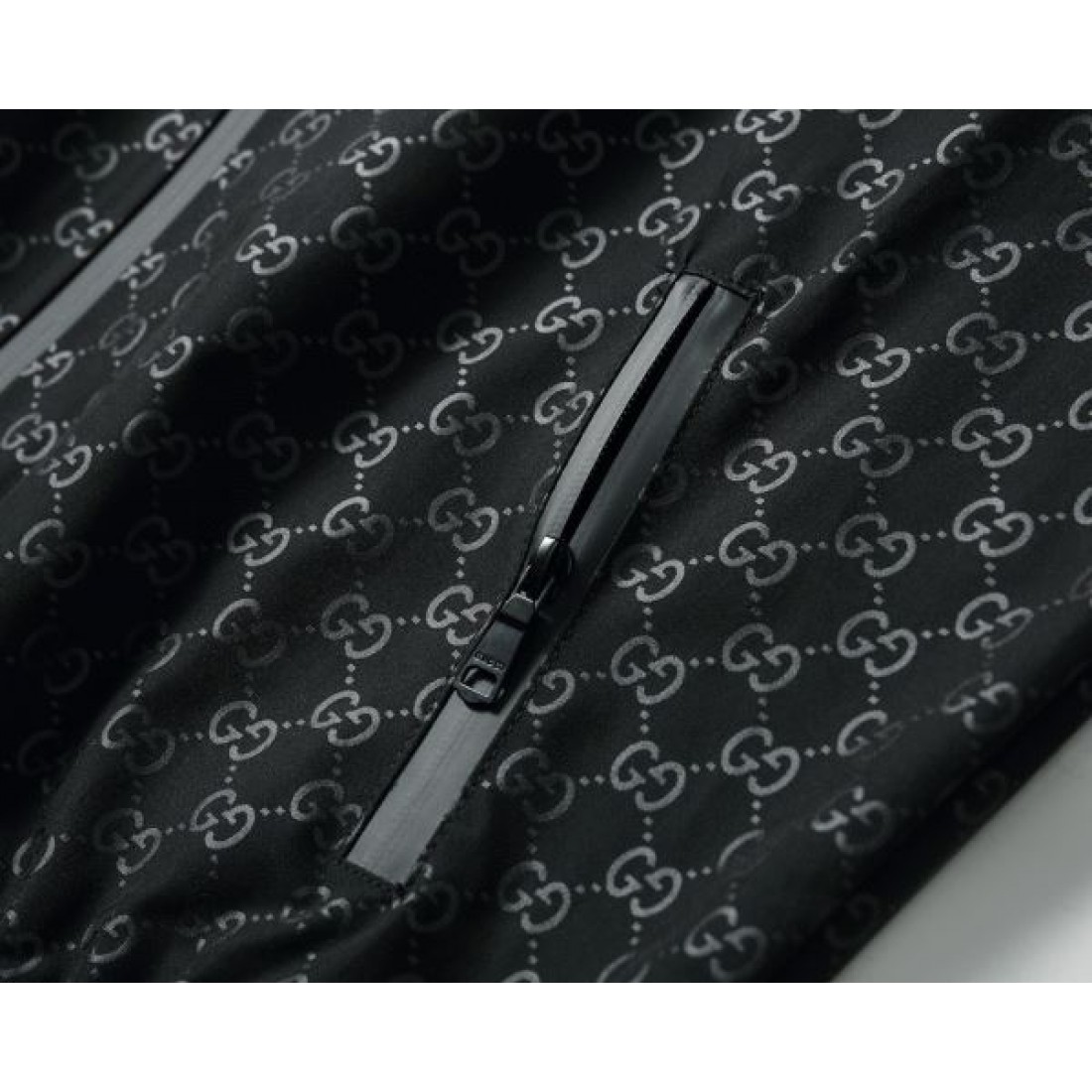 GGモノグラム フードジャケット ジップアップ アーバンナイロン GUCCI グッチ コピー ジャケット ストリートモード 軽量アウター
