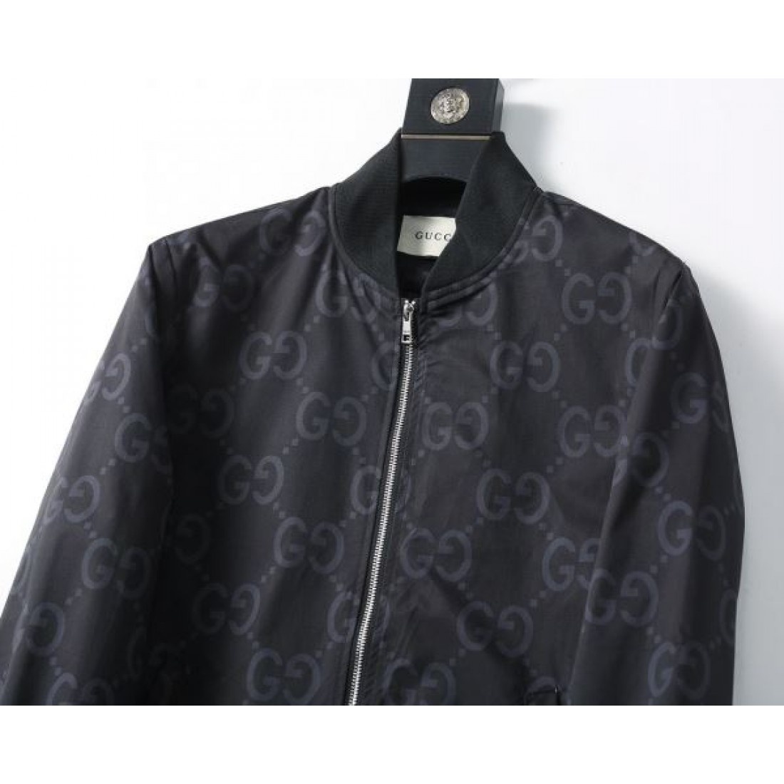 モノグラムジャケット GG総柄ニットアウター 軽量ブルゾン GUCCI グッチ コピー ジャケット 外出コーデ向け 2026注目