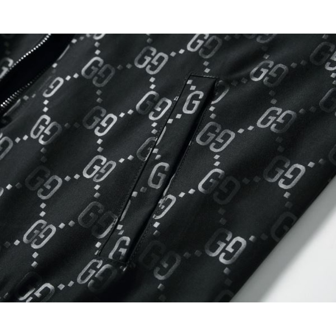 GG柄ニットブルゾン ジップジャケット モノグラム総柄 GUCCI グッチ コピー ブルゾン こなれ見え 外出コーデ向け