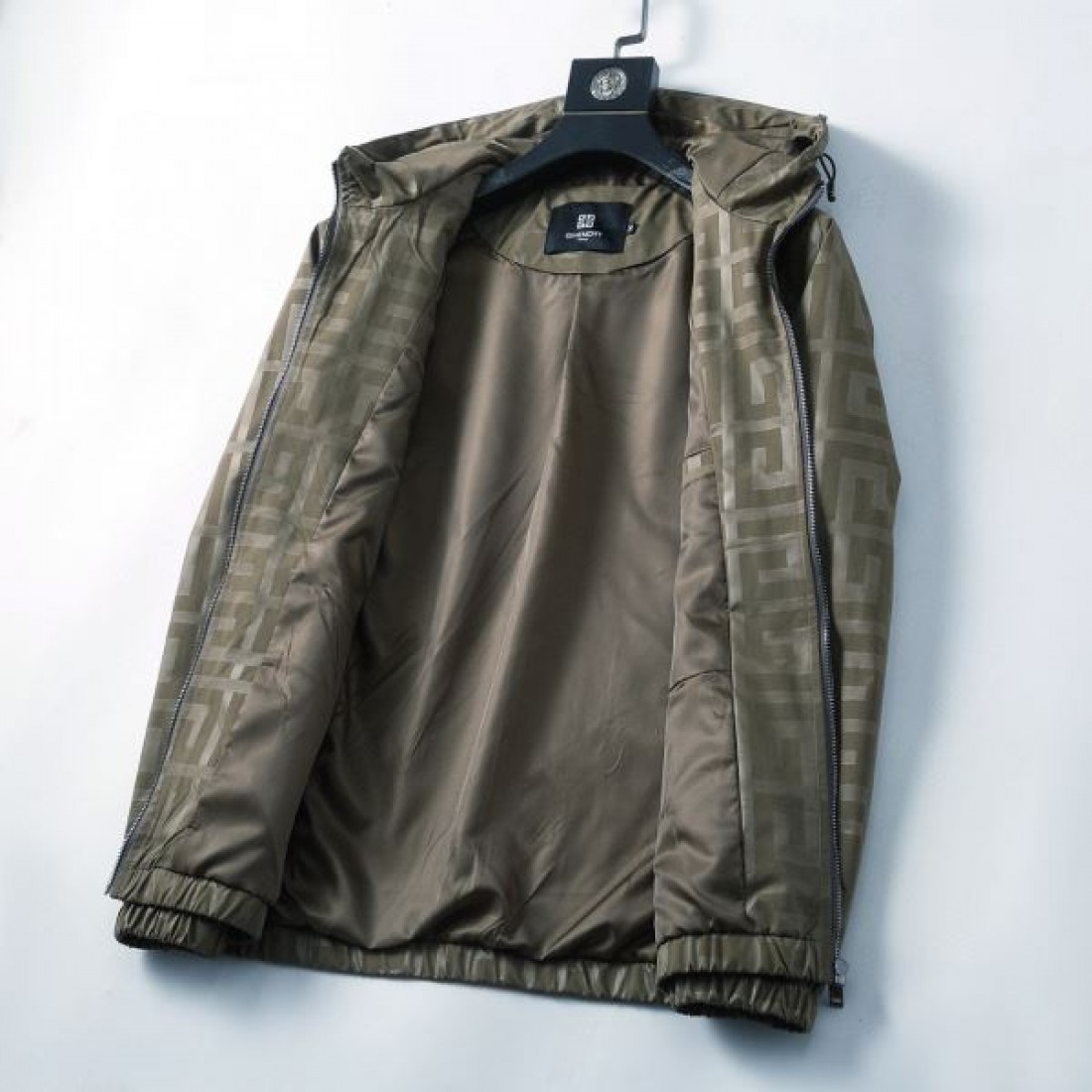 モノグラムフーディージャケット 総柄デザイン ジップアップパーカー GIVENCHY ジバンシィ コピー パーカー ストリートモード 2026新作