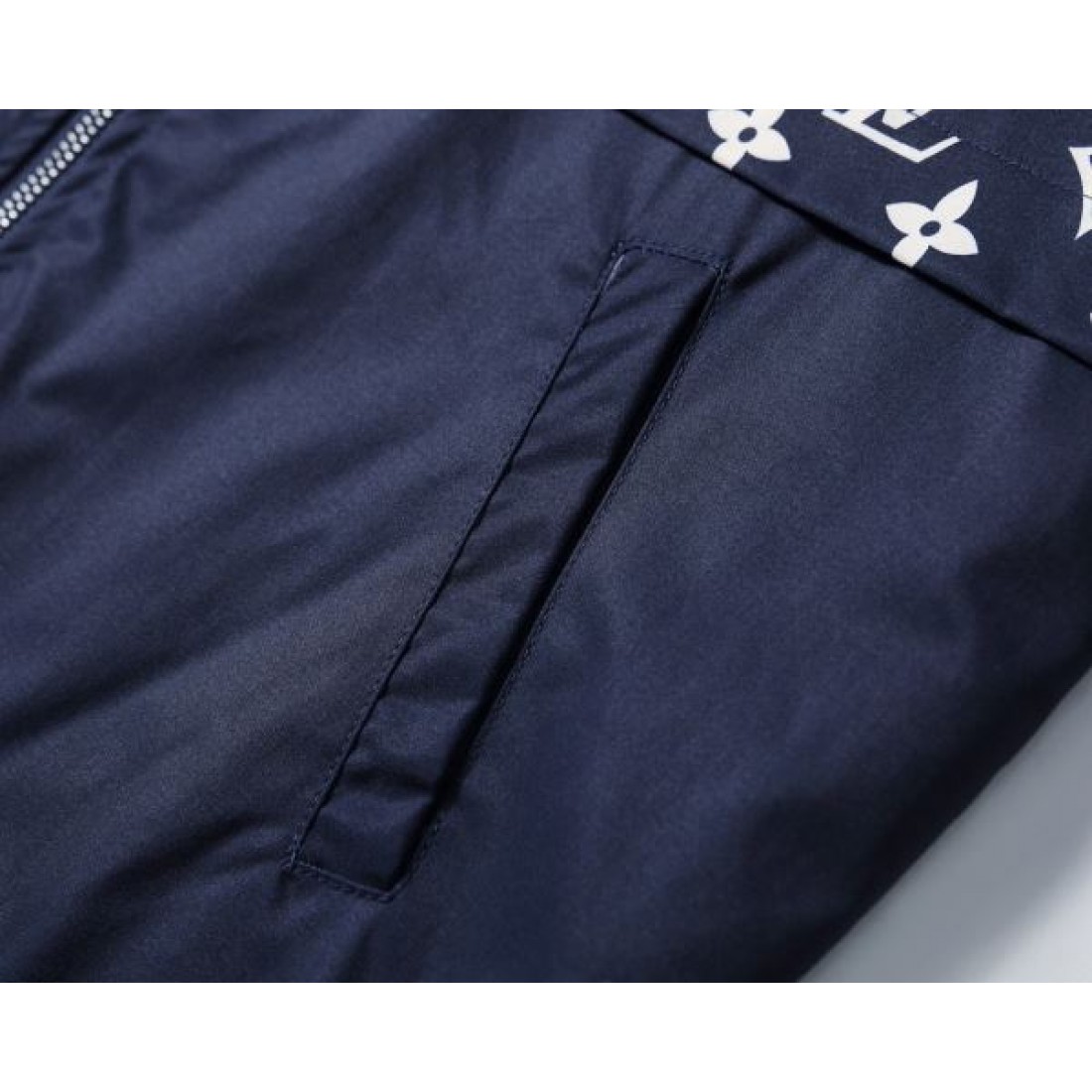 上品 柔らか 美しい LOUIS VUITTON ルイヴィトン コピー コート 優雅 エレガント 高級