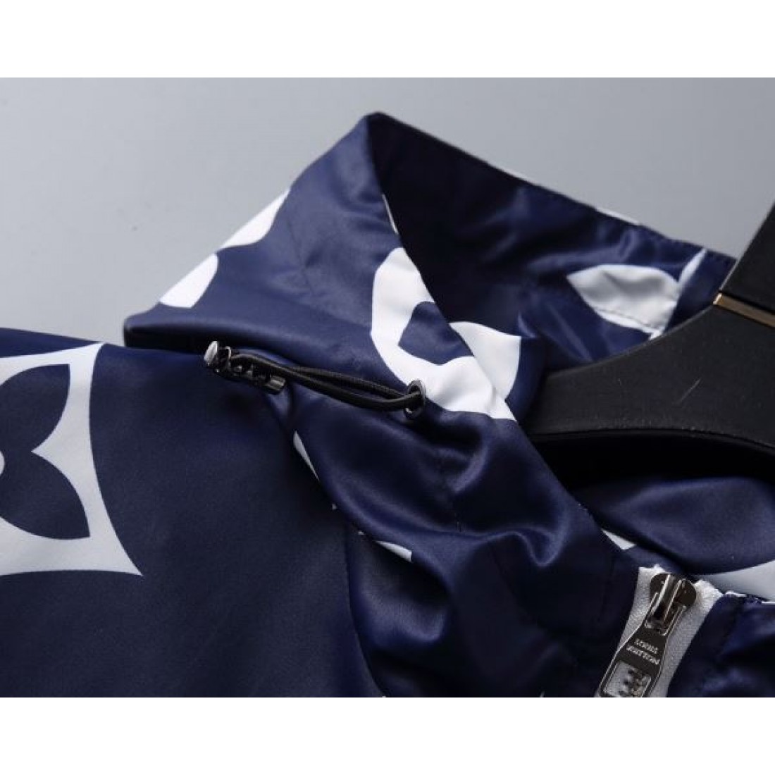 モード ラグジュアリー 上質 LOUIS VUITTON ルイヴィトン コピー コート トレンド シック 