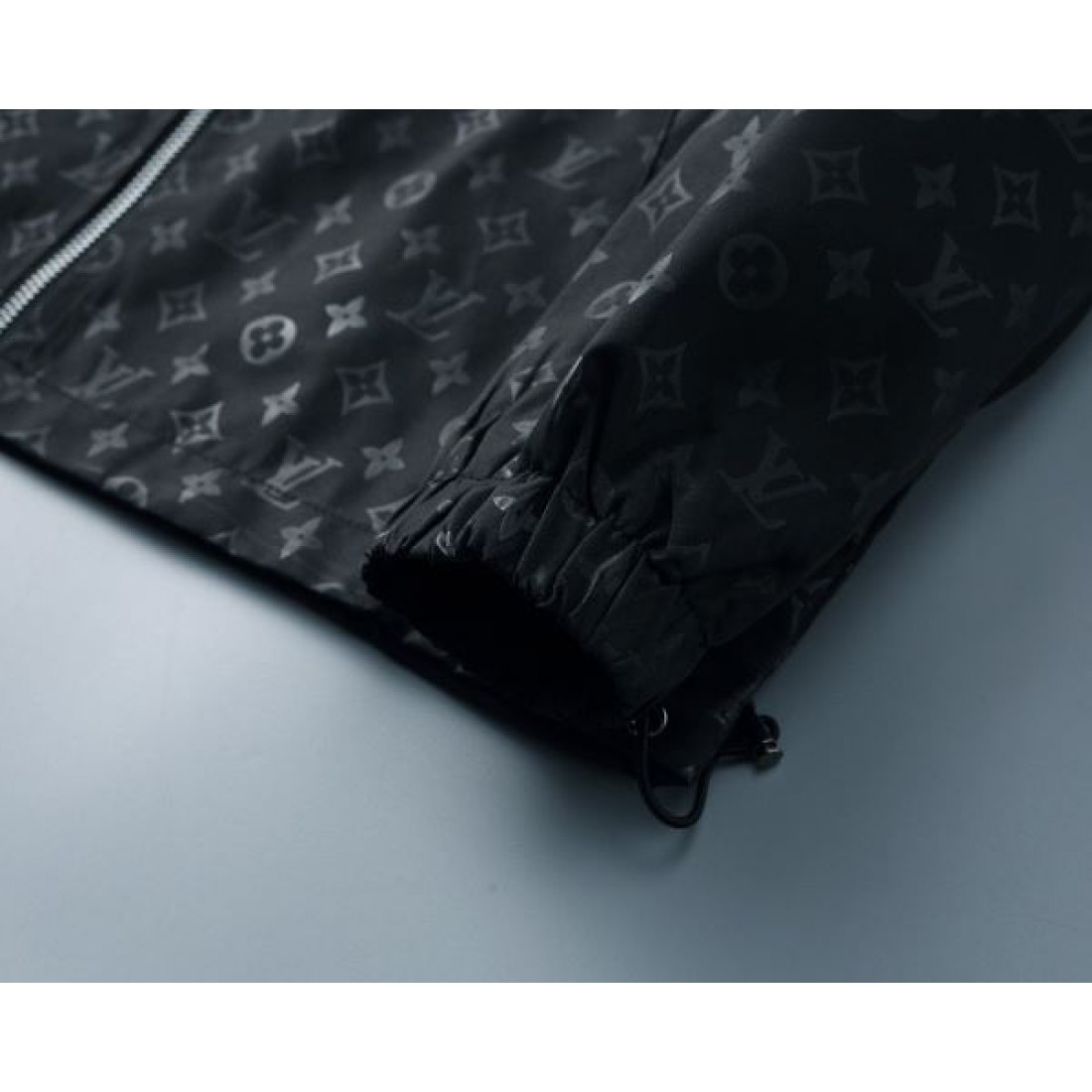 スタイリッシュ トレンド クラシック LOUIS VUITTON ルイヴィトン コピー コート エレガント 