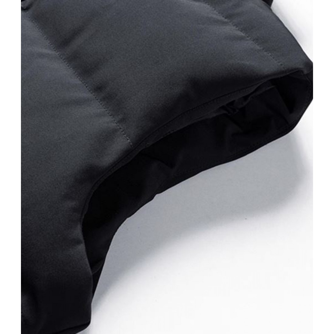  重厚 スタイリッシュ 個性派 クロムハーツ CHROME HEARTS コピー 綿ベスト 高品質 