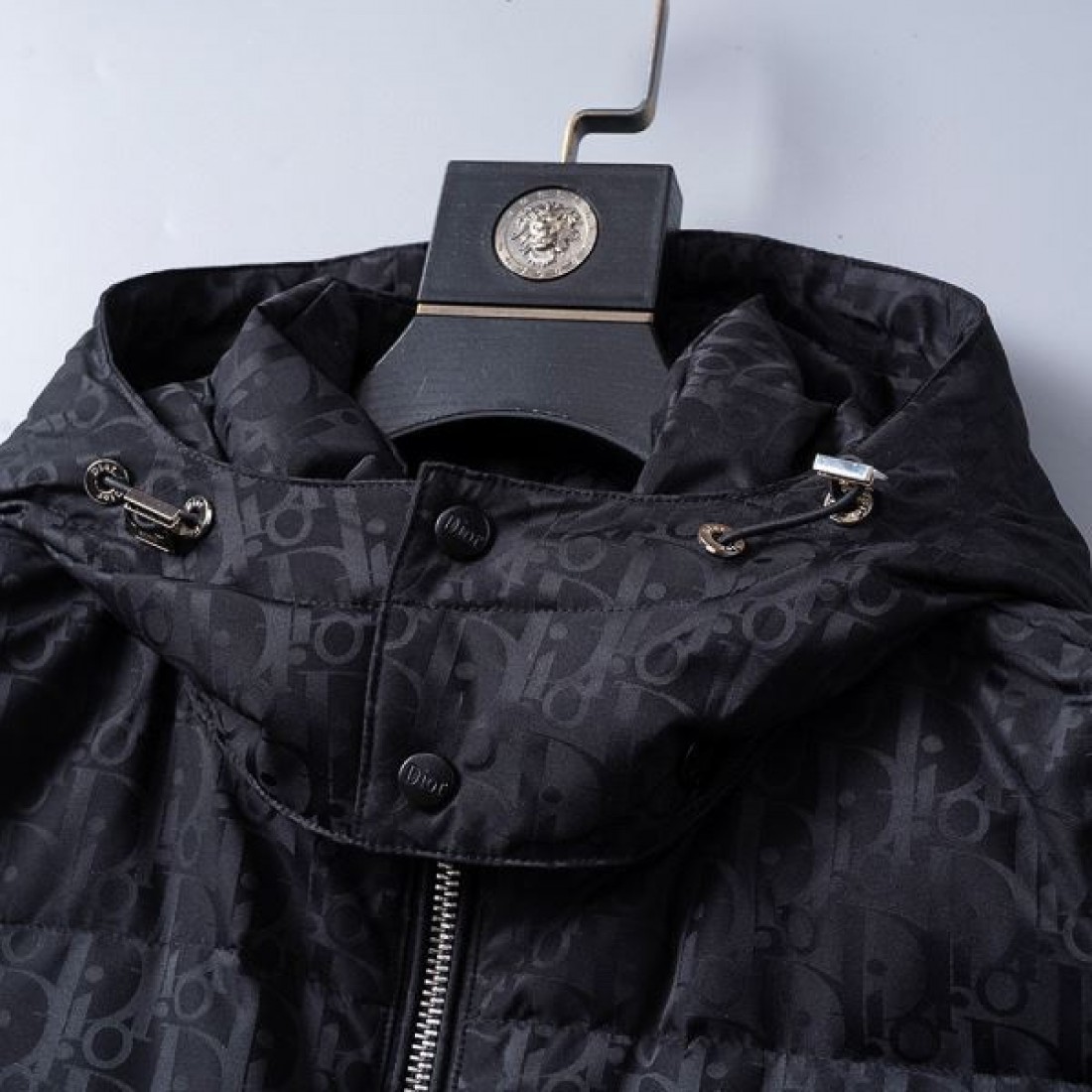 上品 洗練 高級感 ディオール DIOR コピー ダウンジャケット 人気 美シルエット エレガント