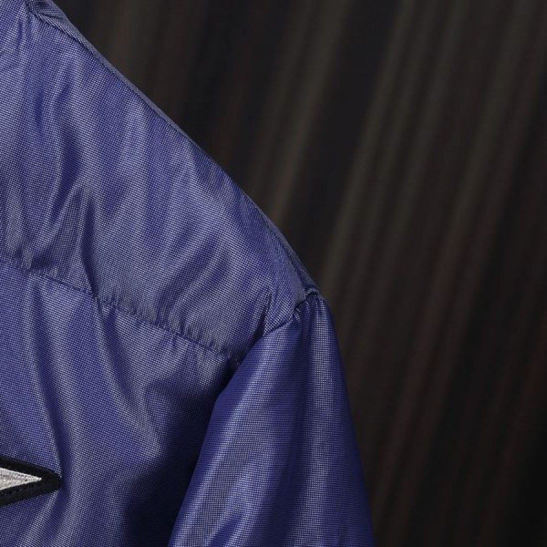 クール モダン 高品質 ジバンシィ GIVENCHY コピー ダウンジャケット エレガント 美フォルム 